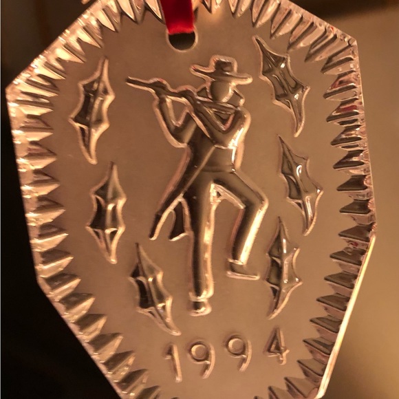 Waterford Crystal  1994 11 Pipers Piping Christmas Ornament 12 days of Christmas - Picture 5 of 11